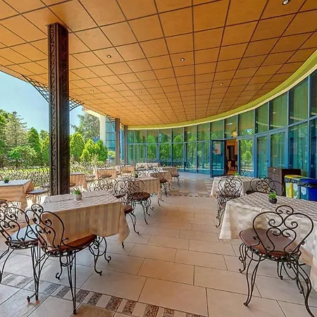 Hotel Elena And Wellness 4*