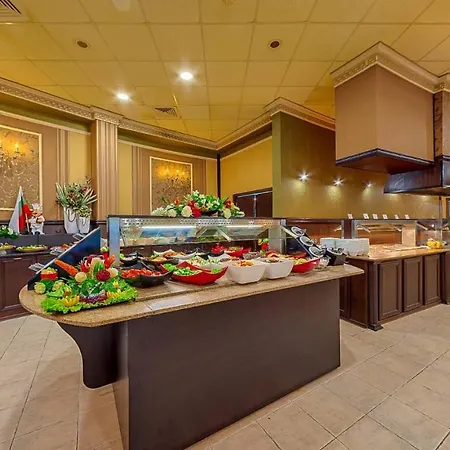 فندق Elena And Wellness 4*