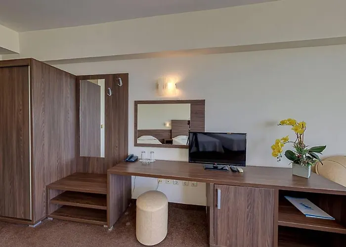 Elena And Wellness Hotel