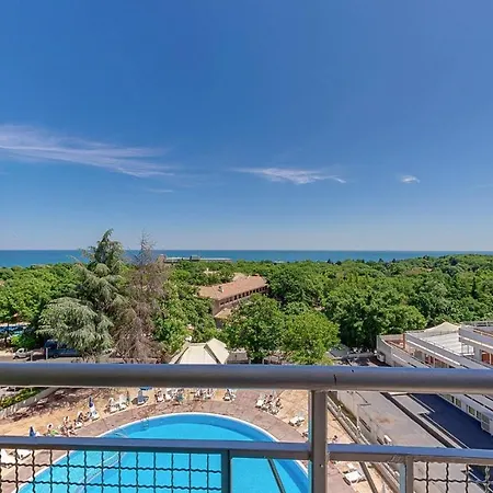 Otel Elena And Wellness 4*