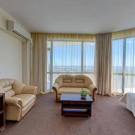 Elena And Wellness Hotel 4*