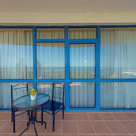 Elena And Wellness Otel