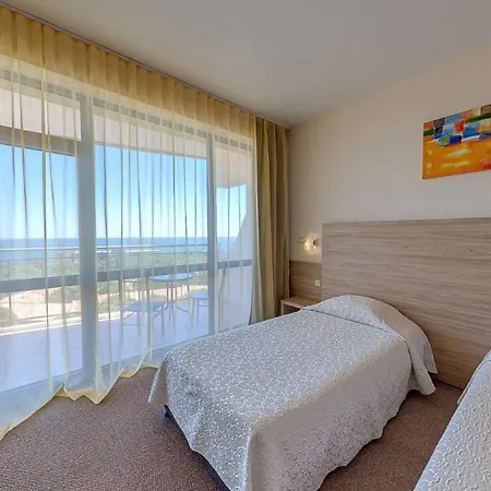 Elena And Wellness Otel