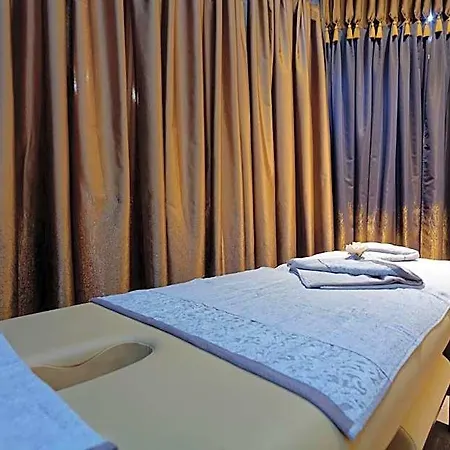 Elena And Wellness Golden Sands