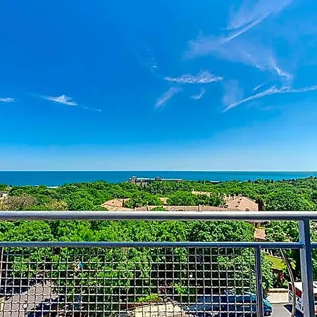 Hotell Elena And Wellness 4*