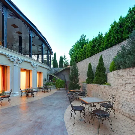 ホテル Elena And Wellness 4*