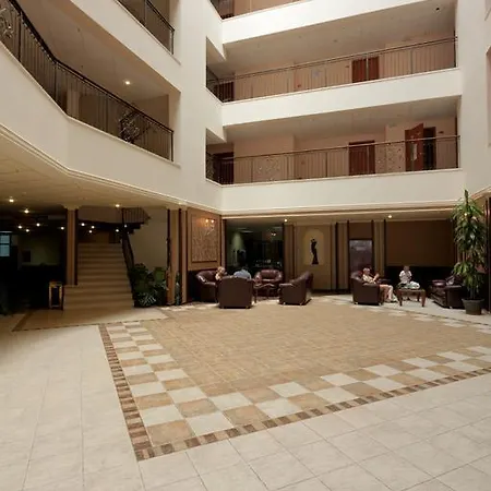 Hotel Elena And Wellness 4*