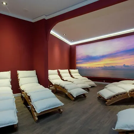 Elena And Wellness Hotel 4*